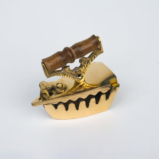 iron box Iron box - Image 1