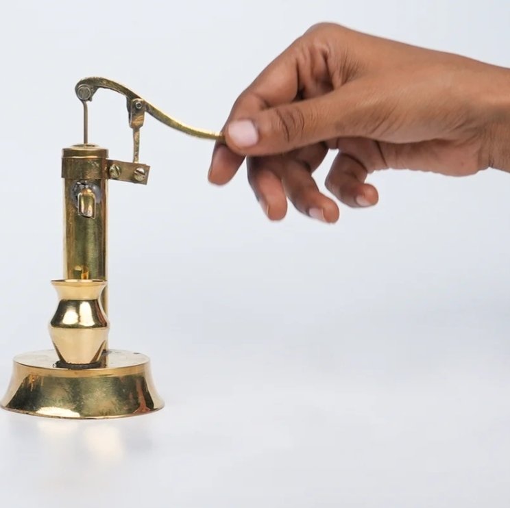 2026/06/331269.jpg Hand pump - Image 1