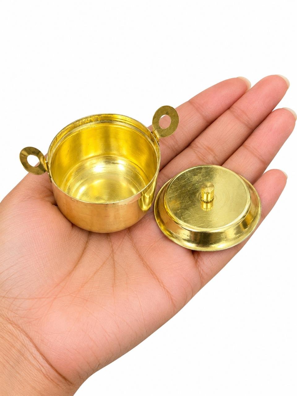 2026/09/494980.jpg Brass Tea Pot - Image 1